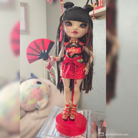 Rainbow High Chinese Lily Cheng Doll - Picture 2 of 9